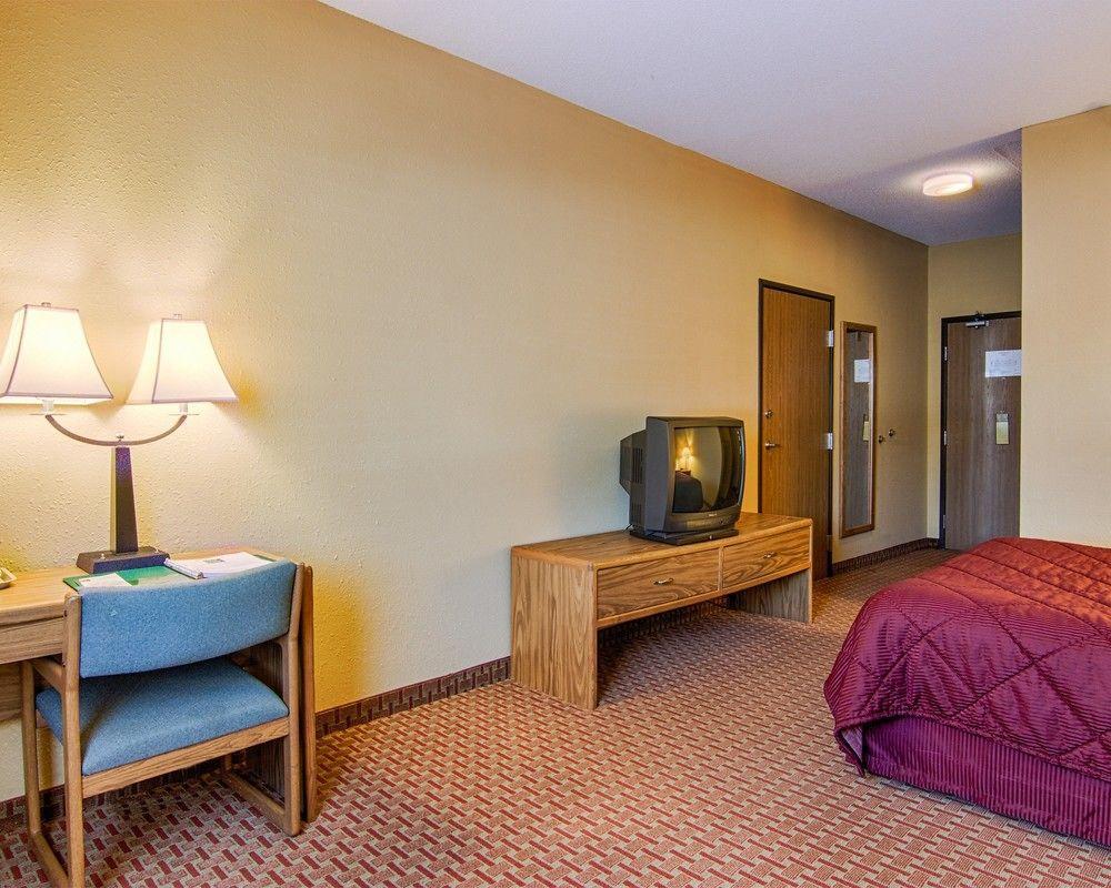 Quality Inn & Suites Wisconsin Dells Downtown - Waterparks Area מראה חיצוני תמונה