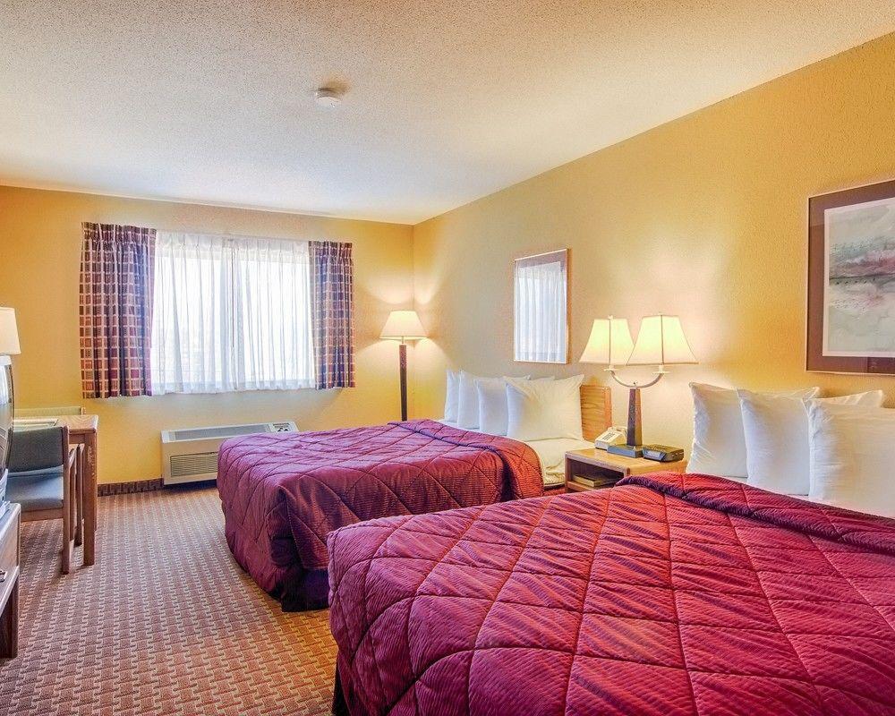 Quality Inn & Suites Wisconsin Dells Downtown - Waterparks Area מראה חיצוני תמונה