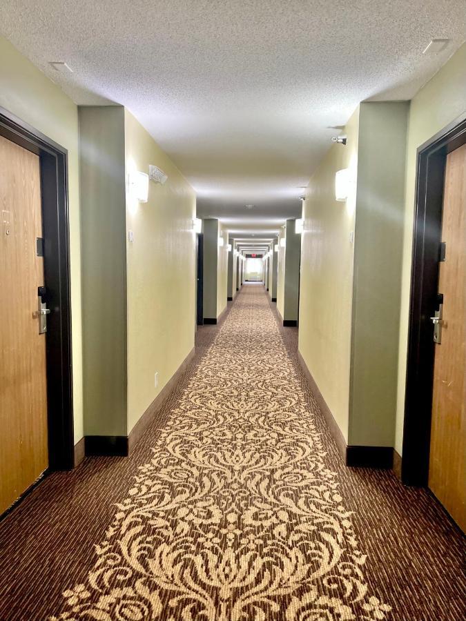 Quality Inn & Suites Wisconsin Dells Downtown - Waterparks Area מראה חיצוני תמונה