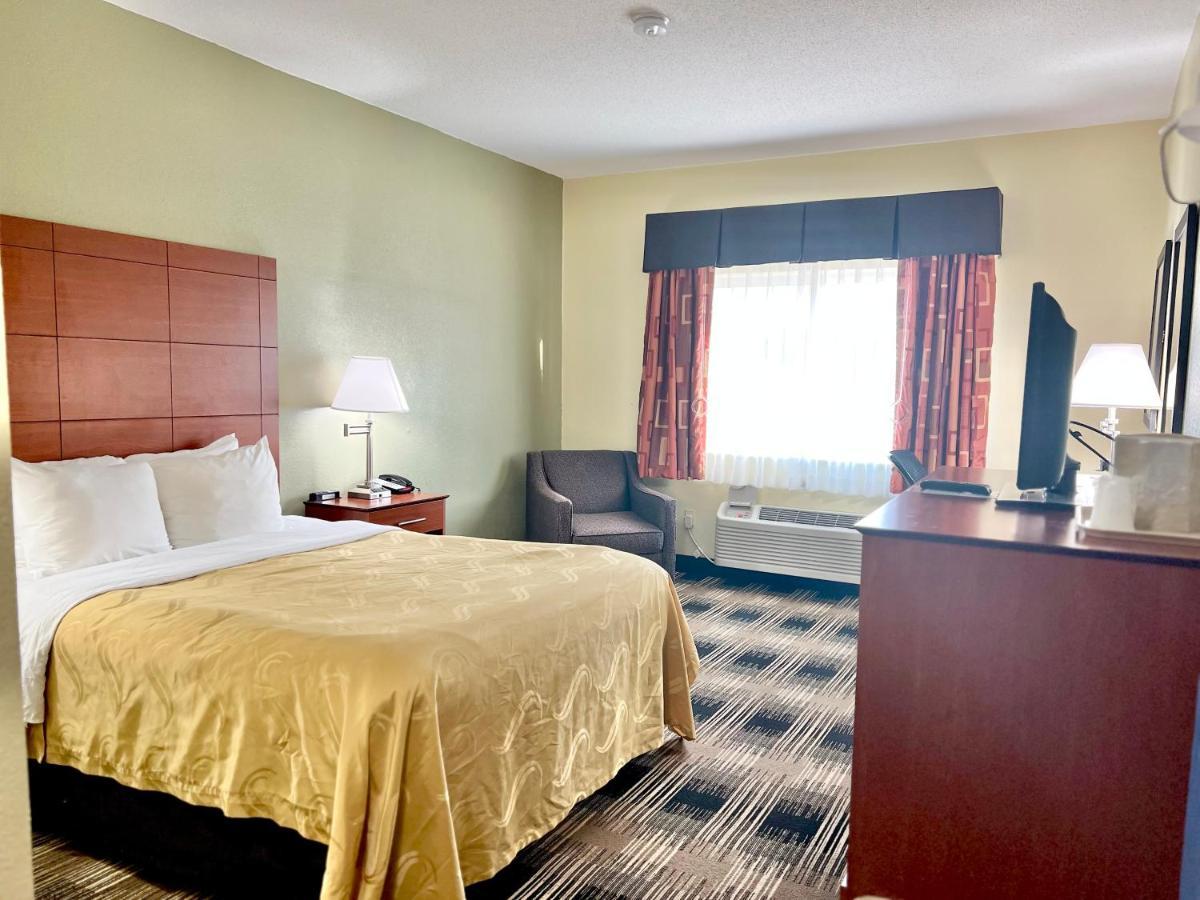 Quality Inn & Suites Wisconsin Dells Downtown - Waterparks Area מראה חיצוני תמונה