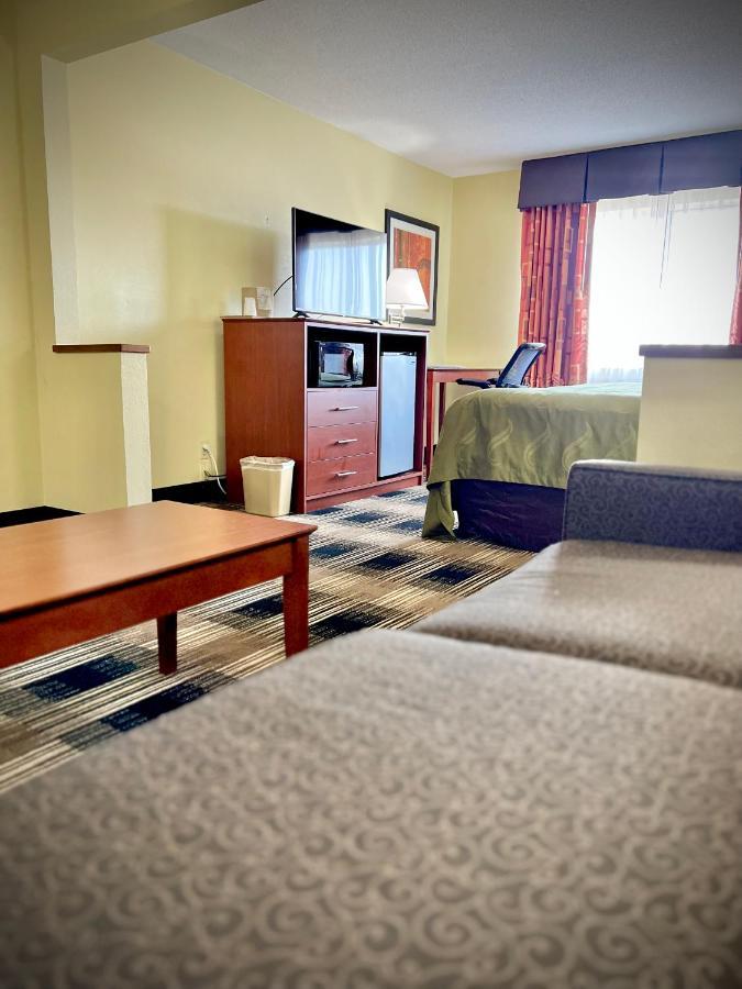 Quality Inn & Suites Wisconsin Dells Downtown - Waterparks Area מראה חיצוני תמונה