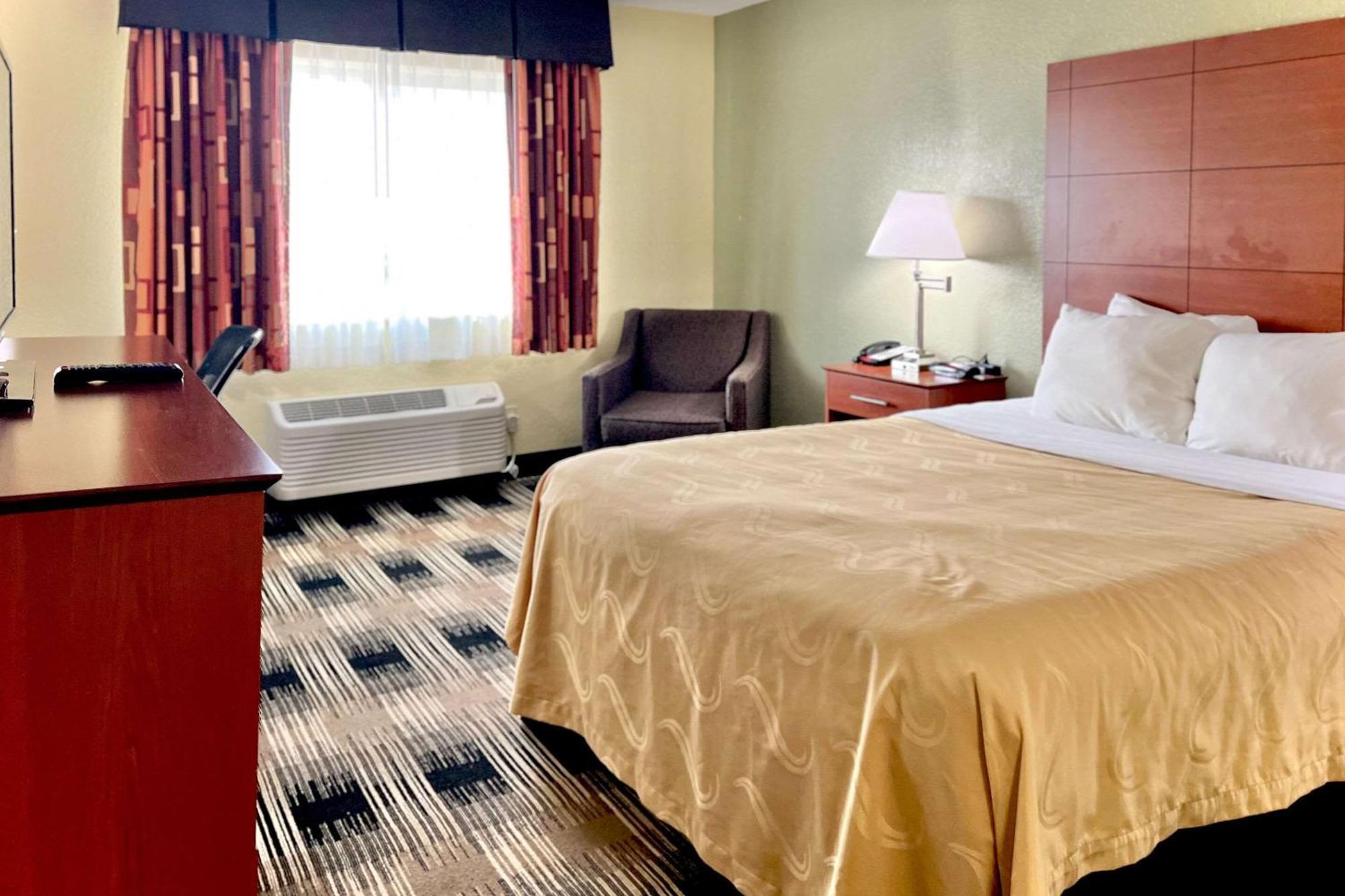 Quality Inn & Suites Wisconsin Dells Downtown - Waterparks Area מראה חיצוני תמונה