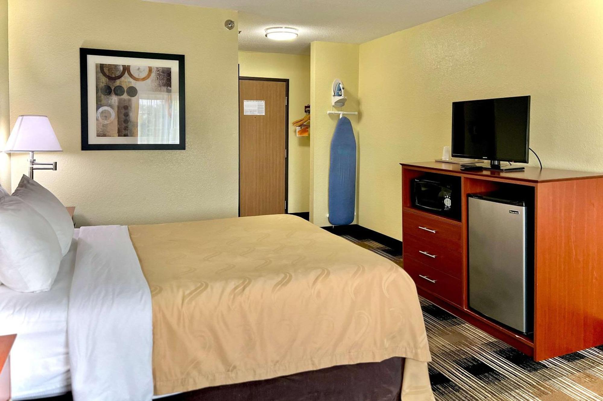 Quality Inn & Suites Wisconsin Dells Downtown - Waterparks Area מראה חיצוני תמונה